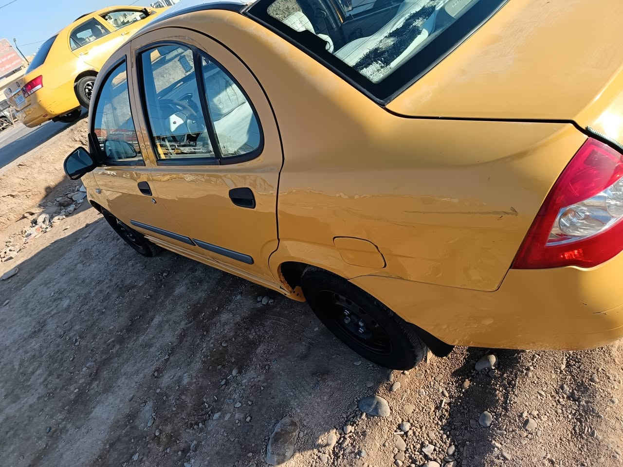 سلام عليكم من رخصت مدير الكروب طيبه للبيع مكينه محوره كيه ريو كير بلادي موديل2015بنيد مبدل سنويه صاقطه 2021 تخم تاير باتري جديد كهربائيات كلها شغاله تبريد عوزه غاز مصفره هيه وغرامات السعر 32او بيهامجال بصيط العنوان واسط مركز المدينه رقم ***********
