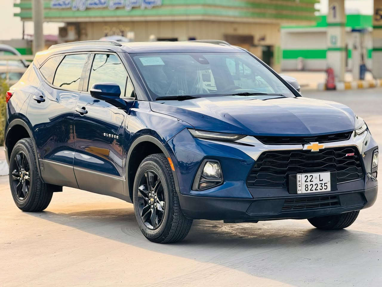 السلام عليكم
بلايزر وارد امريكي موديل 2023 

حادث جاملغ وبنيد 

مكينه 1500 تيربو 

فول موصفات عدا البلي رامه 

حادث جاملغ وبنيد 

رقم أربيل الجديد 

تحويل +وكالة إذا تريد 

سياره جاهزه للخير مابيها اي نقص 

السعر 180 وبيها مجال 

للاستفسار 

***********
