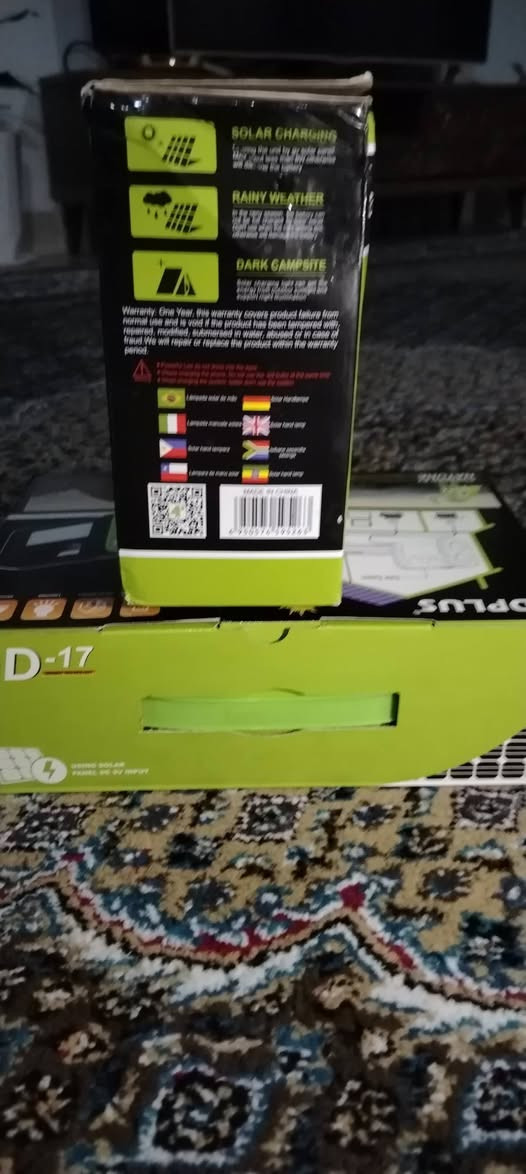 لايت شحن صيني درجه اولى مخصص للتصدير الئ دول أوربا ميزات الجهاز يحتوي على 6 انواع إضاءة شحن يدوم حتى 12 ساعات إمكانيه الشحن بدون كهرباء على لوح طاقه شمسيه موجود مع الجهاز شحن 4 انواع موبايل 3 مصابيح تعليك مع الجهاز حتى 15 ساعه  حجم بطاريه كبير جدا اناره قويه جدا ينفع للاستخدام المنزلي و المحلات و السفرات الخارجيه السعر 20 الف دينار
*********** وتس اب
