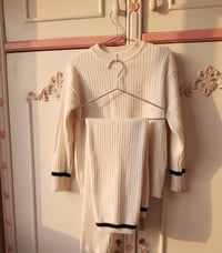 ملابس مستعملة • من الصين • بناتي عمر ٨-٩