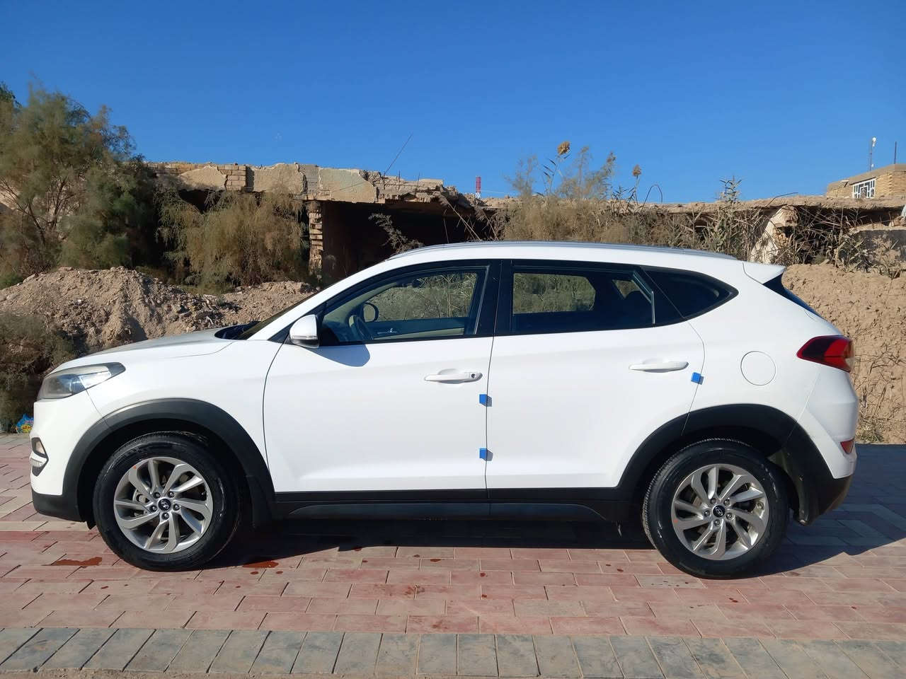 السلام عليكم ورحمة الله وبركاته
هواندي توسان 2016 /رقم ذي قار دولي مشروع وطني لغايه 2030 تحويل ثاني يوم /#خليجي كفاله عامه ماعدا رش الباب فقط والباقي كفاله /محرك 2400/ سياره مجهزه اي شي محرك حداديه تخم تاير تبريد قطعتين ثلج _تحكم استيرن جهتين_اشاير بالمري _مرايات شفط _دواخل عسلي _حساسات خلفيه /سياره جاهزه من اي شي/السعر 153 /للاستفسار الاتصال على الرقم ***********///***********/ العنوان ذي قار قضاء النصر اي استفسار اتصل على الرقم
#للبيع_او_مراوس
