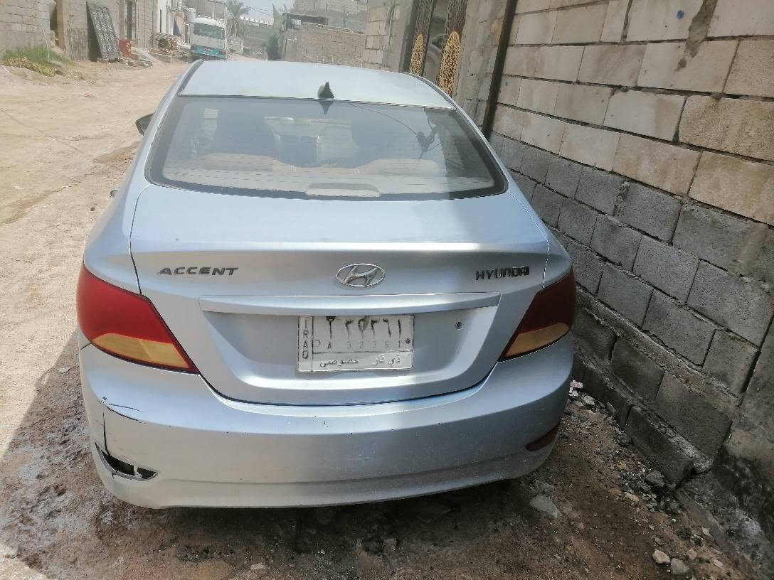 سيارة للبيع اكسنت مديل ٢٠١٣ وارد خليجي  ٦٥ وبيها مجال راعيها يريد مداور *********** المكينة ١٦٠٠ البصرة, العراق
