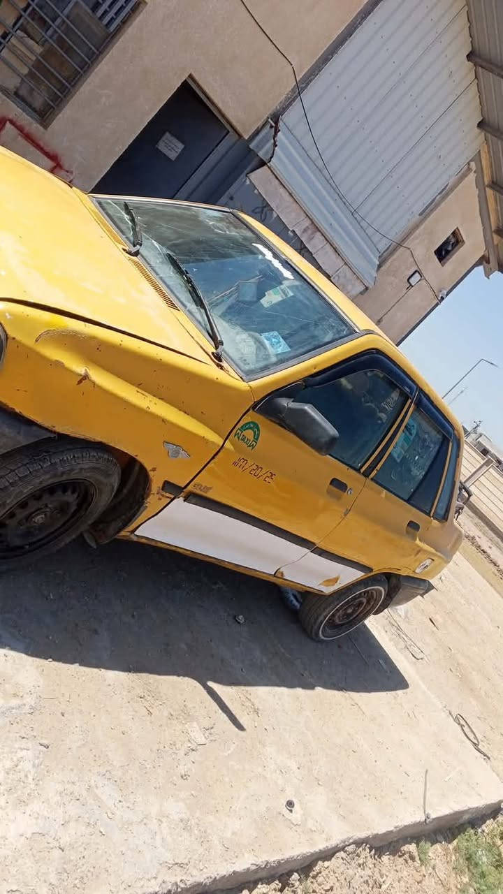 السلام عليكم سايبا للبيع موديل 10 رقم انكليزي مصفره هيئه وغرمات  سنويتها لل2031  باسمي سياره خير من الله بس كشرها تعبان تريد ترتيب مكانها واسط العزيزيه  للاستفسار اكثر مراسله الصفحه او   الاتصال ***********
