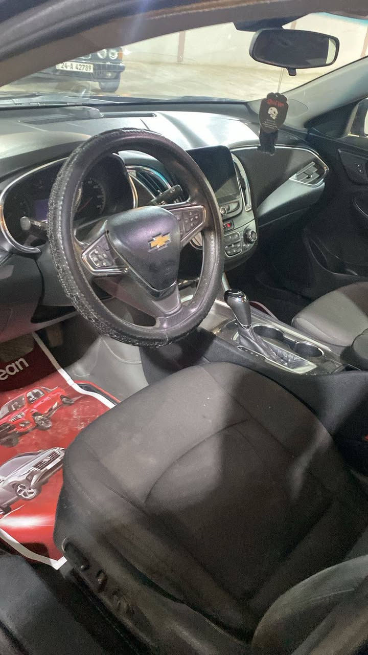 سلام عليكم للبيع ماليبو ٢٠٢٠ lt فوول مواصفات بدون فتحه قطعتين صبغ ونفس حادثه مال امريكا فقط بدون دواخل شرط رقم شمالي جديد 
سعرهه 115بيهه مجال مكاني بغداد ***********
