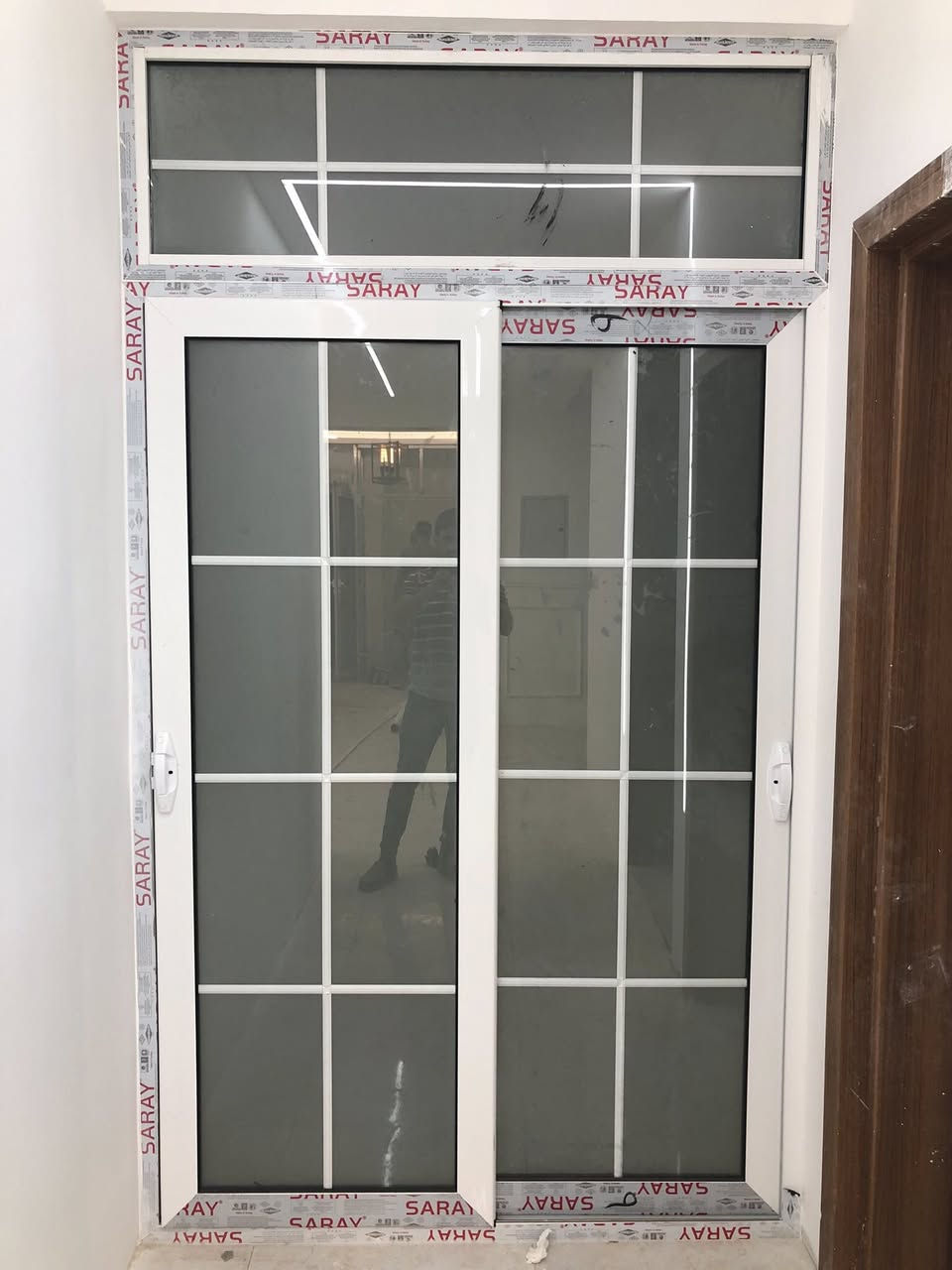 سلام عليكم معمل المنيوم الصناعية ابواب شبابيك سلايت سعر منسب جدنا وا pcv نعمل جميع محافظات سعر متر سلايت 8 دولار وا سعر باب المنيوم 140 دولار )(رقم هاتف ***********
