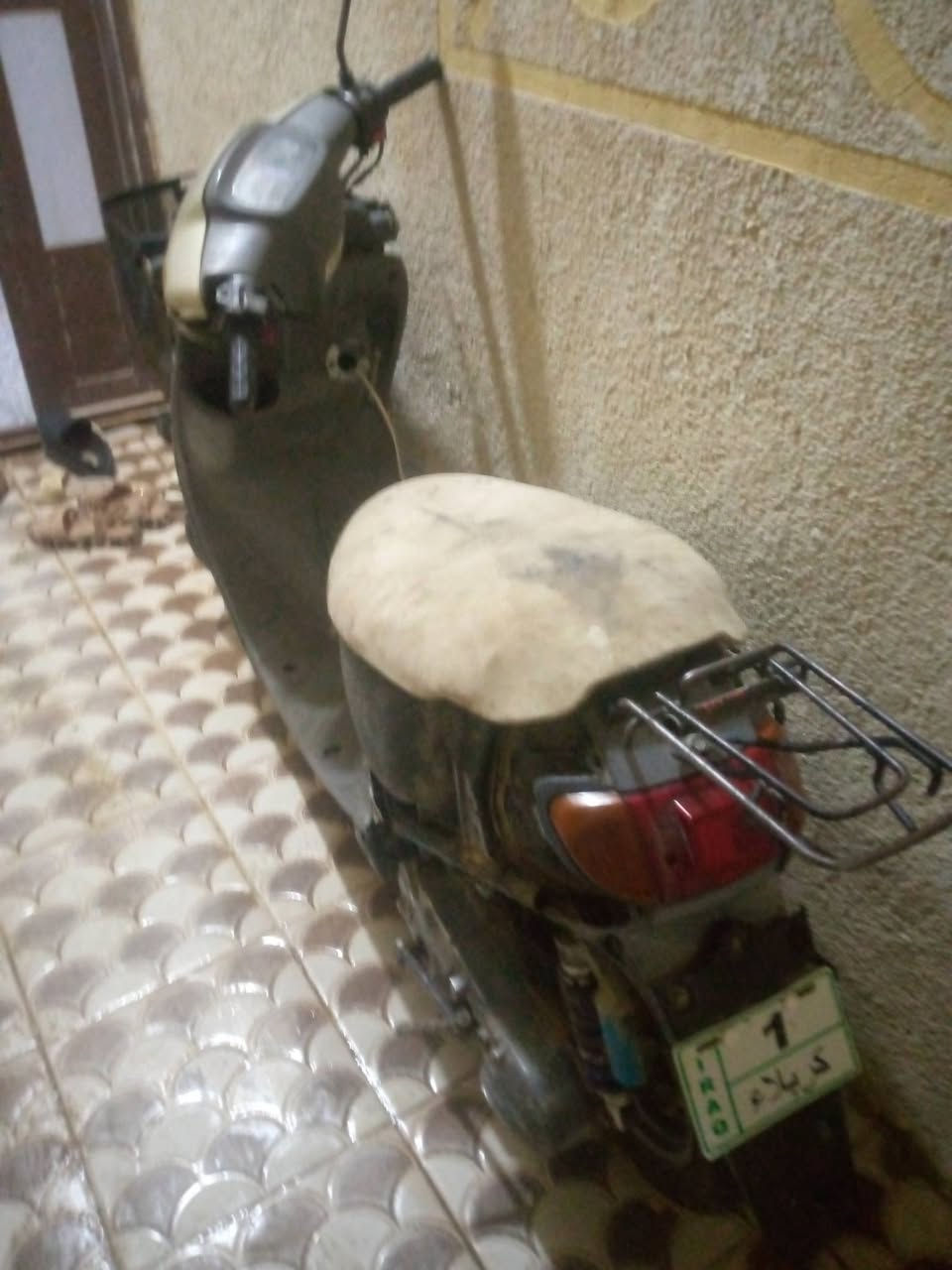 دراجه منغولي للبيع كوم حديد لادكلي شبيه مابيه تشتغل السعر 125وبيه مجال اتصال ***********
