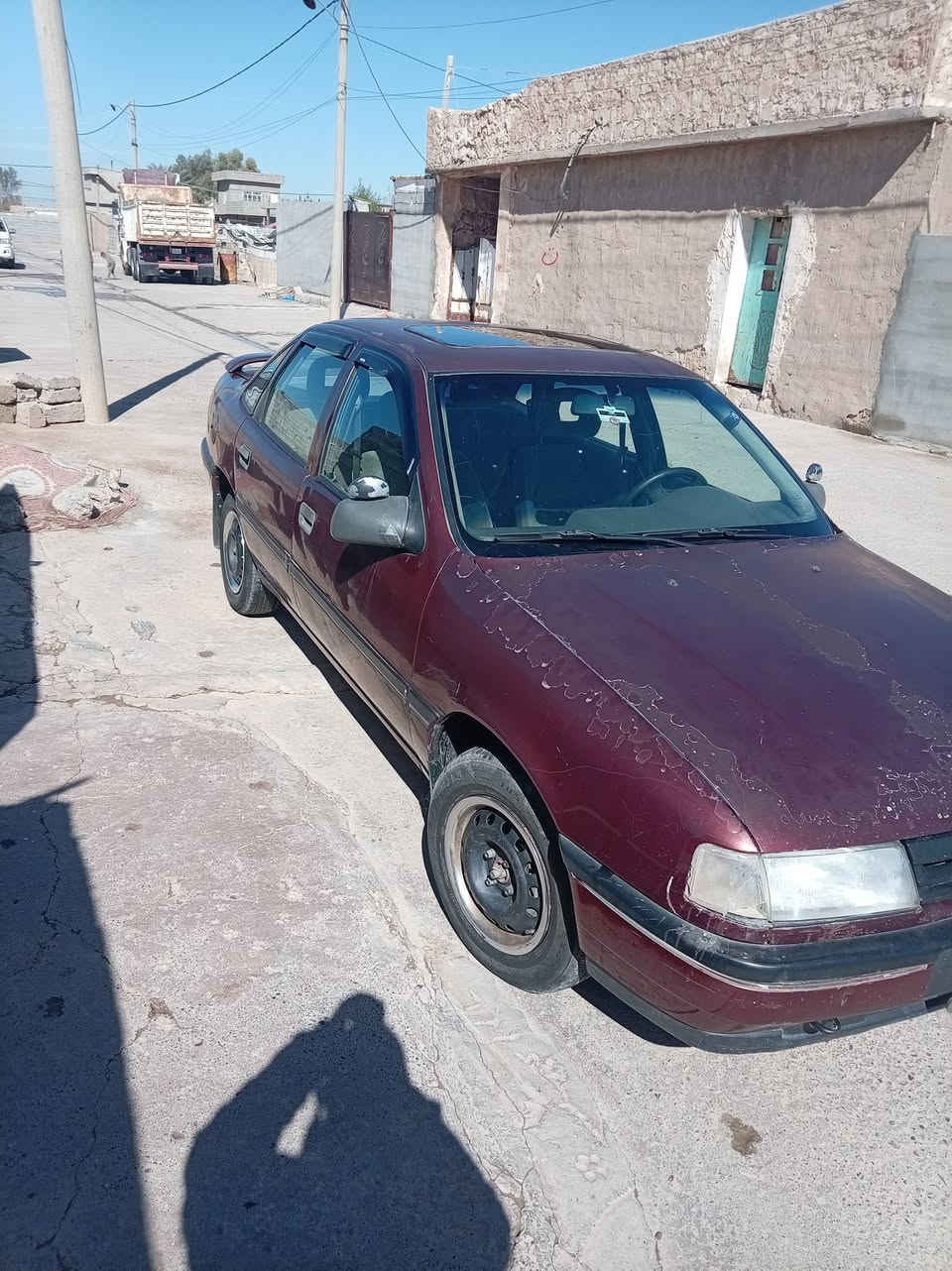 السلام عليكم اوبل فكترا ٩١ رقم كركوك ألماني محرك جديد تايرات جدد صدر جديد السعر 40$ للاتصال ***********
