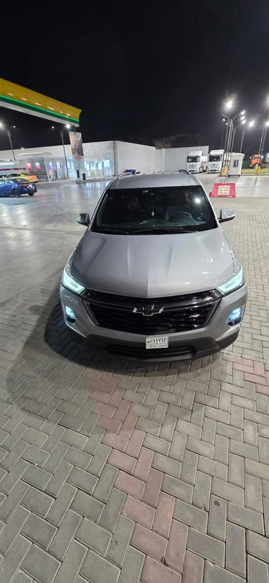 2023 CHEVROLET TRAVERSE AWD RS
شوفرليت ترافرس 2023 فئه RS اعلى المواصفات للاخير 
 
  محرك 6 سلندر 3600
3-  كير اوتماتيك ب 9 سرعات 
5- نظام الاربعة كاميرات  360 درجة 
6- كاميرا خلفية اضافية 180 درجة 
7-بصمات عدد 6  تشغيل وابواب و جنطة 
8- قبق جنطة كهربائي شفط 
9- لايتات زينون عالي ناصي مع حاجب LED 
10- كشافات د عامية وحساسات خلفيه
11- رادار امامي 
12- رادار خلفي  
13- مانع للتصادم مع التنبيه الداخلي
14- حساسات الاجتياز الجانبية نقاط عمياء
15-  دبل صالنصة خلفية 
16- غرفة السيارة جلد اسود قيطان احمر 
17- تحكم ستيرن جهتين متكامل مع تحكم الرادار 
 18- السيارة بنظام تبريد 3 قطع مع 7 راكب 
19- كراسي وسطية منفصل VIP
 20- شاشة دشبول مع شاشة وسطية سلايد مع قاصة داخلية 
22- السيارة ماشية 40 الف كيلو متر
23-رقم بغداد 
لاتصال : ***********
 وبيه خير من الله بعد مواصفات ما مذكورة
