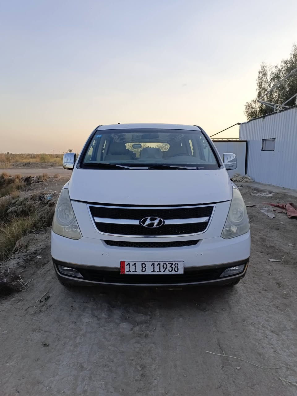 السلام عليكم
ستاركس 2009مفتوح كير عادي 
بيها قطعتين صبغ بدون دواخل
حداديه تخم تاير جديد
سياره جاهزه وجديده 
العنوان دوانيه دغاره سعر125وبيها مجال 
***********
