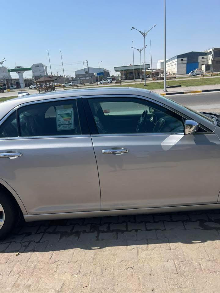 سلام عليكم سياره أدوات متومه طبق الأصل سياره واحد على واحد جديده بمعنا كلمه فول مواصفات إس فتحتين كصه وحده شغل درجه أوله مكينه ٣٦٠٠ كير ٨نمر برده خلفيه سياره فول فول مديل ١٦. السعر 85 وبيها مجال كير ماوس رقم هاتف *********** مكان السياره بصره
