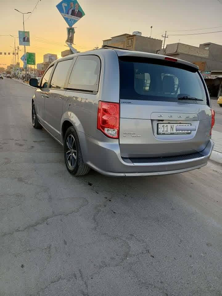 السلام عليكم شباب شلونكم
دوج كرڤان موديل 2019 رقم بغداد الإنكليزي بأسمي GT اعلئ فئه بل دوج كرڤان 

 حادثهه جاملغ وبنيد بسس بدون دواخل وبدون أيرباك 

ابواب كهرباء
جنطة كهرباء
الكشنات الامامية كهرباء
تدفئة كشنات واستيرن
بردات بلادي
شاشة دشبول
شاشة اعطال
كاميرا
فرس سقف
فرس ارضي
تبريد 3 قطع
تشغيل عن بعد
كشنات جلد
دمام خلفي

السيارة حلوة وجاهزة من كُل شي وعليها ادامه كامله وبالعافية عالياخذها
السعر 188 
للإستفسار اكثر الاتصال على الأرقام *********** أو *********** مكان السياره كربلاء
