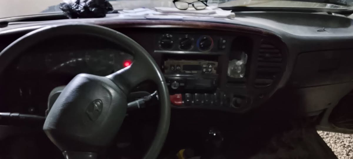 سياره موديل 2013 محرك ابلدي تبريد قماره ثلاجه شغالات  تخم تاير سياره كافه النظافه الاتصال ***********\\\\***********
