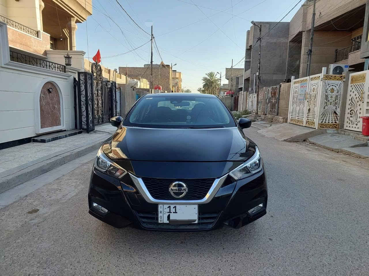 السلام عليكم اخوان للبيع نيسان فيرسا امريكي موديل 2020 رقم بغداد الدولي بسمي شرط تحويل رقم وسنويه وهزه كله جديد سياره فول موصفات بصمه شاشه تحكم ستيرن رادار ماشيه 39 الف السياره جاهزه كير ومكينه وحدادية وتبريد كله جديد بيها 3 قطع صبغ بدون داخل السعر 95 ورقه وبيها مجال لشراي للاتصال بل رقم *********** مكان سياره بغداد
