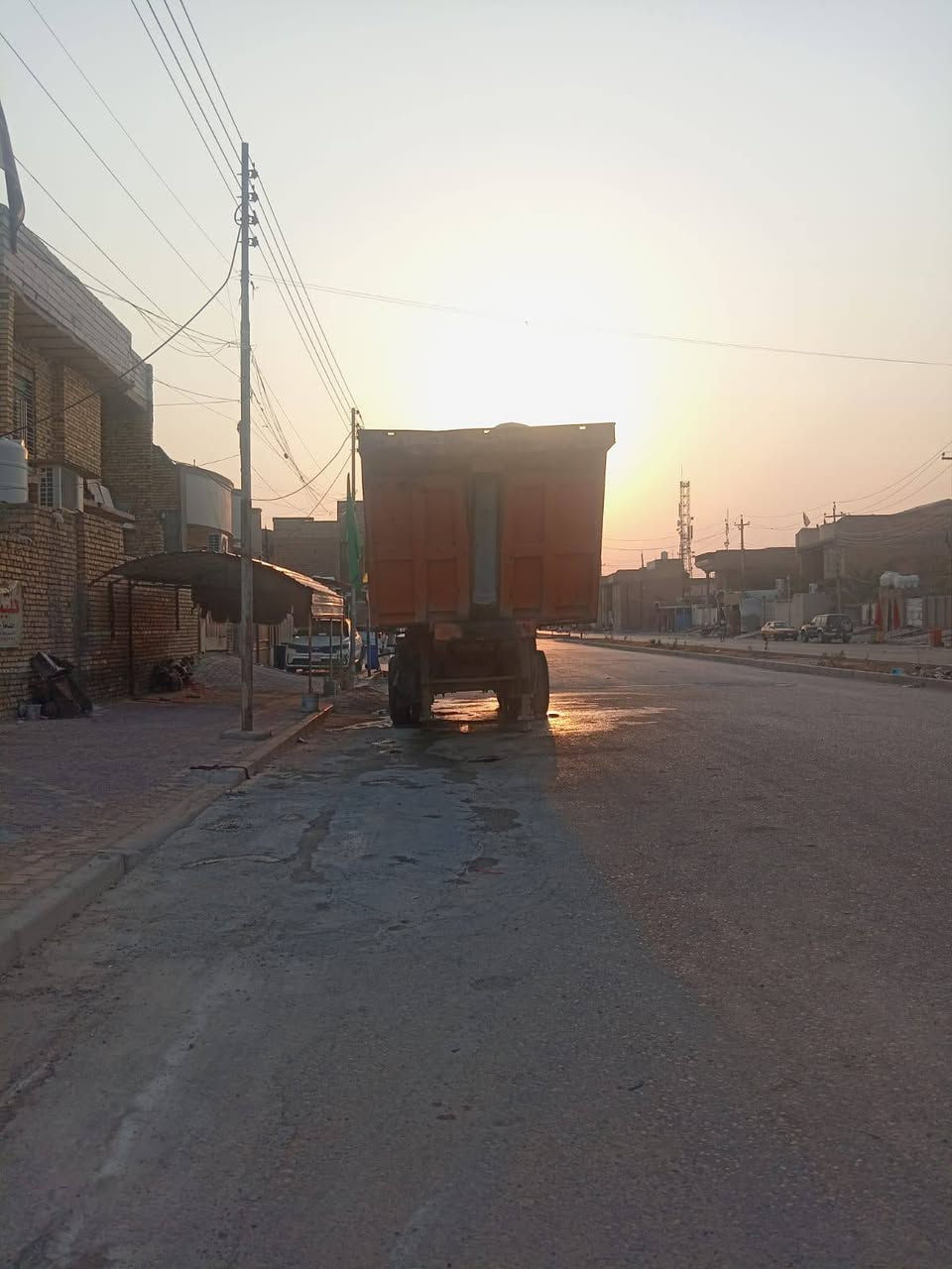 سلام عليكم للبيع عربانه قلاب كونته المانيه تخم تاير مكفوله كفاله عامه شراي يدك عله هاذه لرقم *********** واتساب فقط
