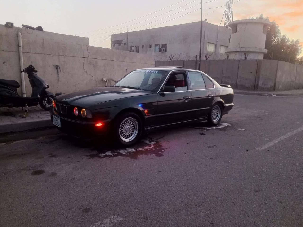 للبيع سياره واحد عراق ما ناقصها برقي فول حداديه 
مكان السياره كركوك
رقم الهاتف ‭0780 629 7089‬
