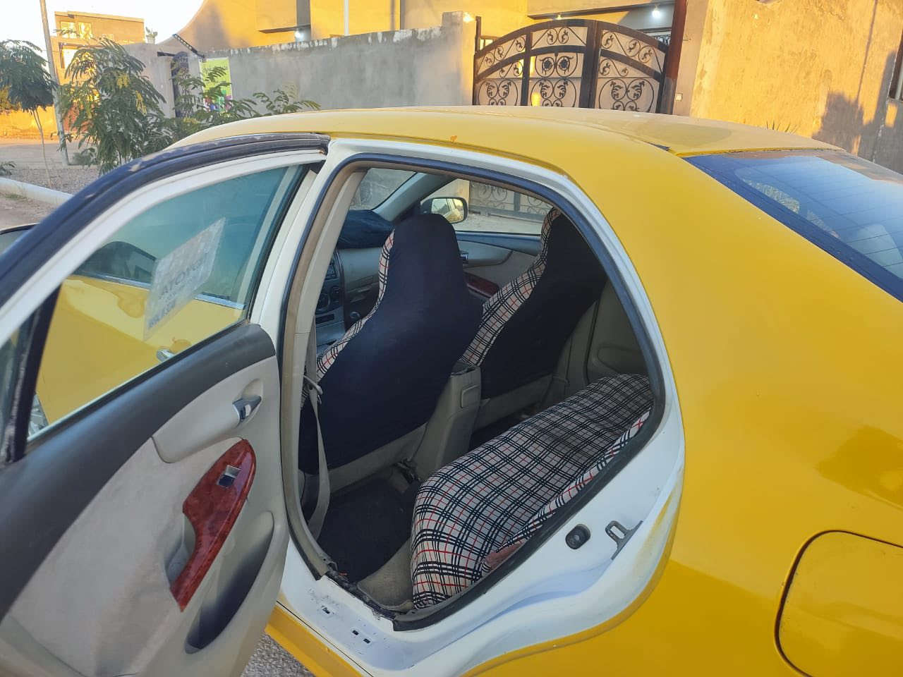 كورلا موديل 2009 وارد امريكي حادثه جاملغ امامي كير عادي سياره جاهزه من كلشي رقم انكليزي وسنويه مجدده. مصفره هيئه وغرامات  تحويل بأي مرور تتحول مشروع وطني بأسمي السعر. 59 مكان السياره حله 

***********
