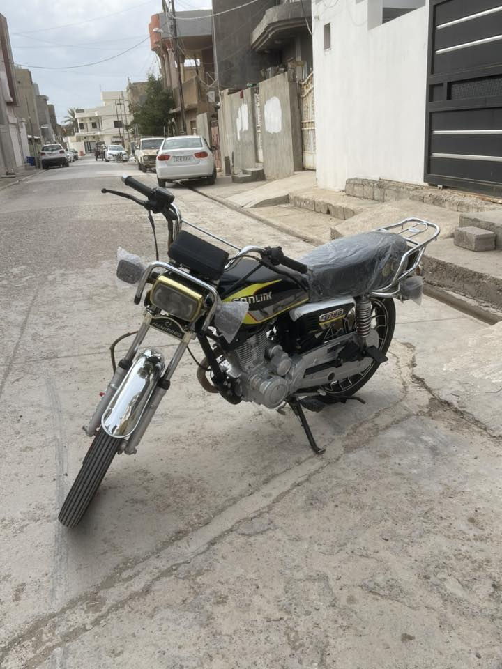 للبيع لو مراوس سونيك اول باب موديل 2024 اي عيب مآبي شرط من كل شي كهربائيات كلها شغال دشبول كهرببائي محرك شرط سعر مناسب 575 وبي مجال للشراي رقم ***********
