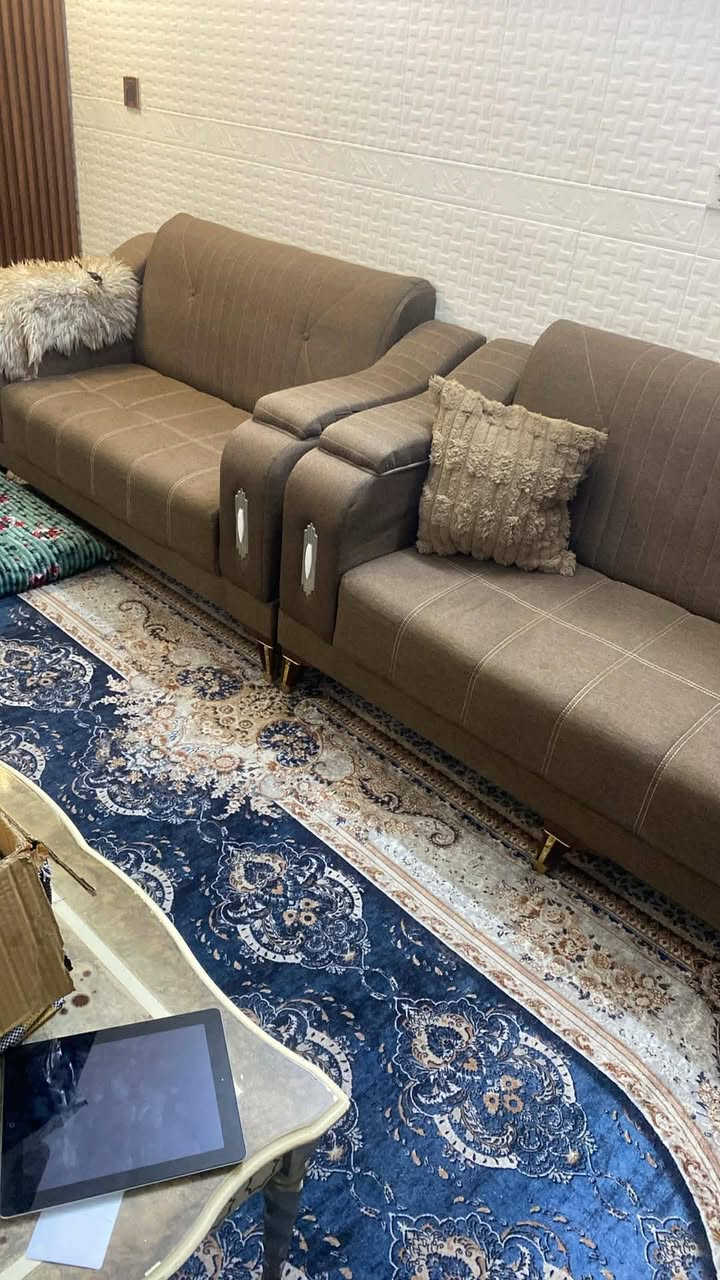 السلام عليكم 
ديوان 10مقاعد تسكام مبي اي ضرر جديد تفصال قبل شهر فصلته 700 أريده 475 مكانه البلديات


**إذا كنت صاحب هذا الإعلان وتريد حذفه لأي سبب، رجاءا أرسل رسالة إلى الدعم الفني**