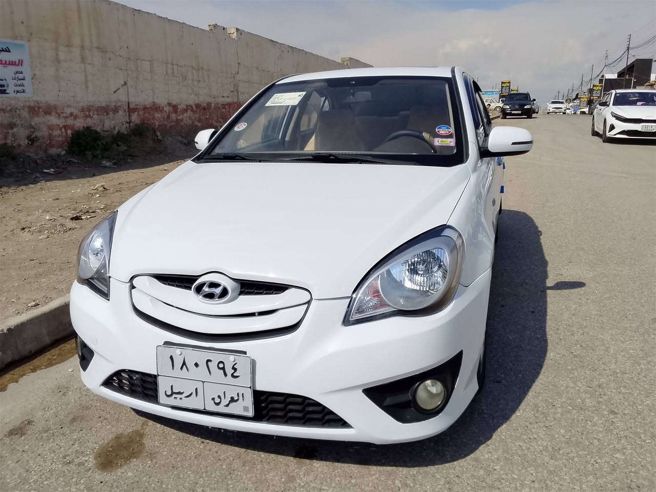 السلام عليكم هونداي اكسنت فيرنا 2010 للبيع بيه صبغ جاملغ خلفي ورا السكن فقط بدون داخل بدون بارد سياره مكينه 16شرط سياره جاهزه سلايت السعر 95 لاستفسار ***********بي واتساب
