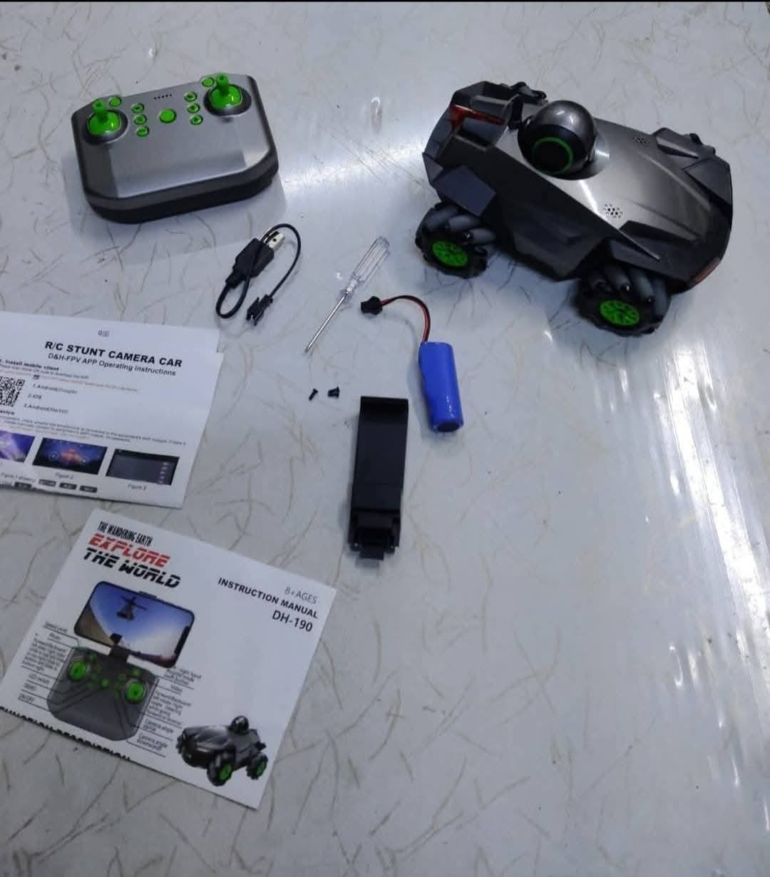 سيارة احترافية 
بيها مميزات كثيرة 
تنربط على الموبايل 
تحكم عن بعد بواسطة ريمونت 
مزودة بكاميرة واي فاي بتقنية HD FPV
الكاميرة تفتر 120درجة
والعدسة مفلترة
تصور بزاوية 90درجة
السيارة تدور 360درجة بثباتية عالية بدون تزحلق 

ومميزات اخرى
الفديو يوضح مميزاتها وسرعتها والكاميرة  
امزون اوربي الاول القديم 
السعر 40الف 
ومتوفر توصيل لجميع المحافظات 
اهلا وسهلا بالجميع


**إذا كنت صاحب هذا الإعلان وتريد حذفه لأي سبب، رجاءا أرسل رسالة إلى الدعم الفني**