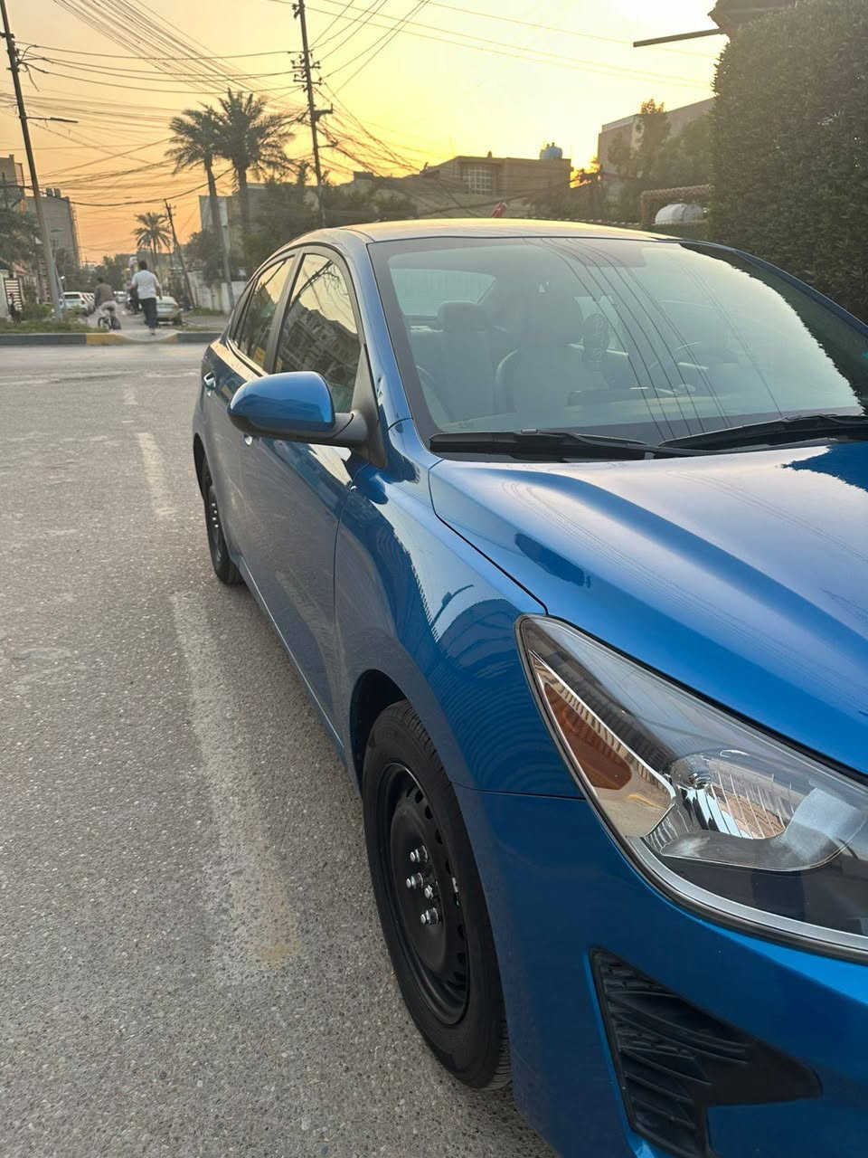 السلام عليكم
كيا ريو موديل 22
حادث جاملغ خلفي
مكينه دوش 1600
كير ايتي 
مواصفات المعروفه نص 
ماشيه 53 مكان السياره 
بغداد البلديات السعر 
118 وبي مجال 
***********
