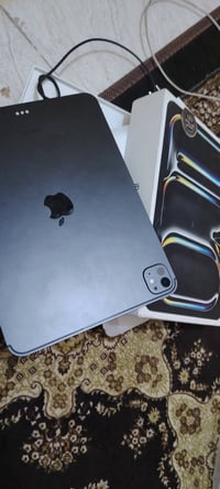 ايباد 11 • M4 • بطارية ١٠٠