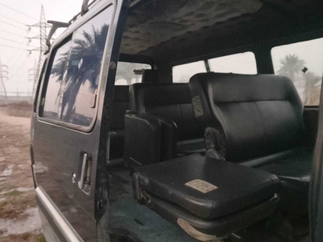 السلام عليكم 
السياره للبيع كية 94 
دوشمة ستاركس وكبال عينك السياره قفل 49قفل بيع مسعجل  ما نقصه برغي من ايده لاشارع وبيه خيط بخار بدون تنقيص  وسيار احل من الصورع ***********
