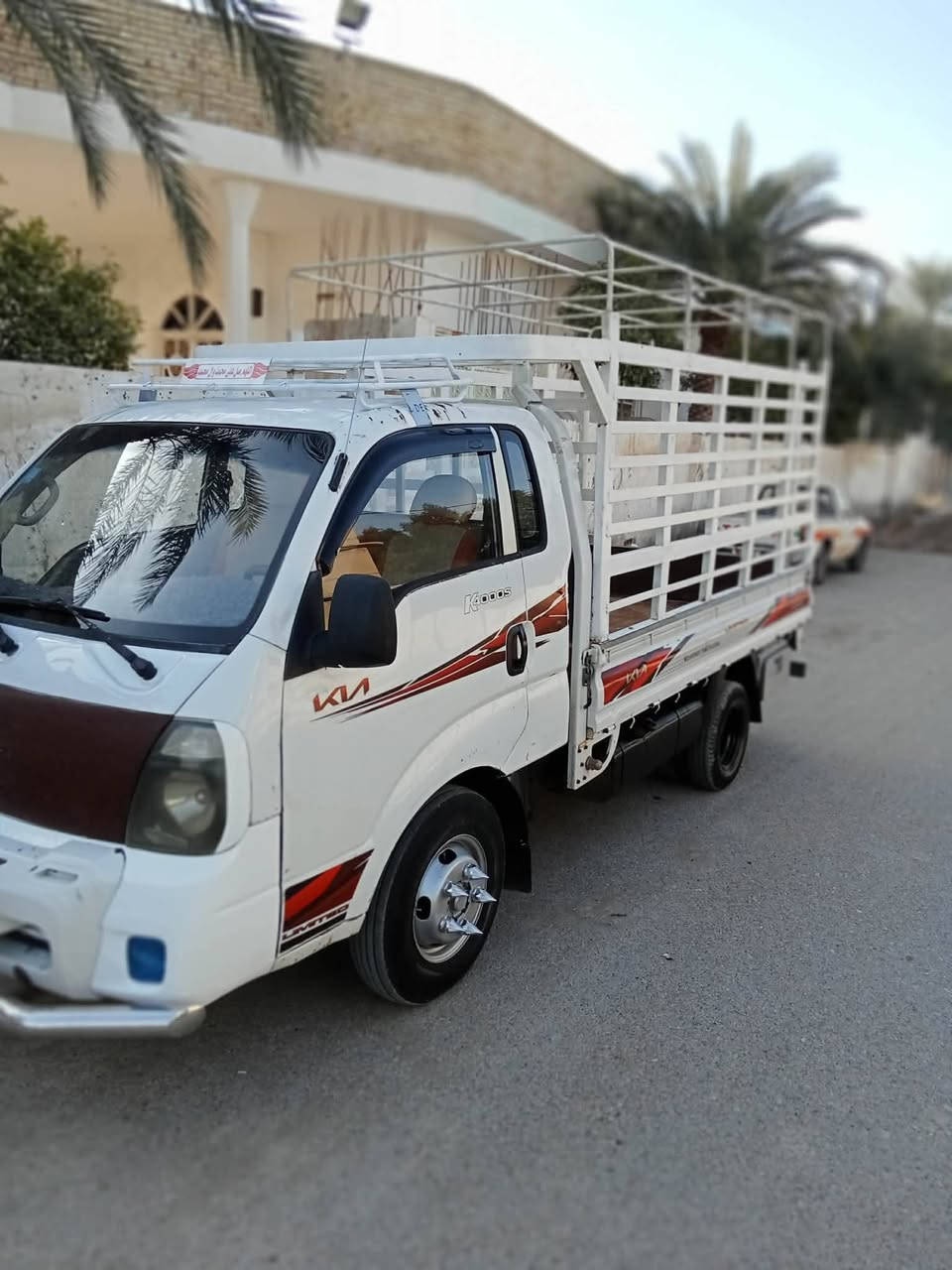 سلام عليكم ورحمة الله وبركاتة كيه فحل للبيع موديل 2014 رقم دياله نكليزي سنويه ل 30 مشروح وطني تخم تاير جديد ويل محور وستد 27 محجر تسكام مكينه وكير وشاصي كله مكفول تبريد تدفه شغال جاهزه ما تخسر عليها ولا الف  السعر 118 وبيها مجال مكاني واسط النعمانيه ***********
