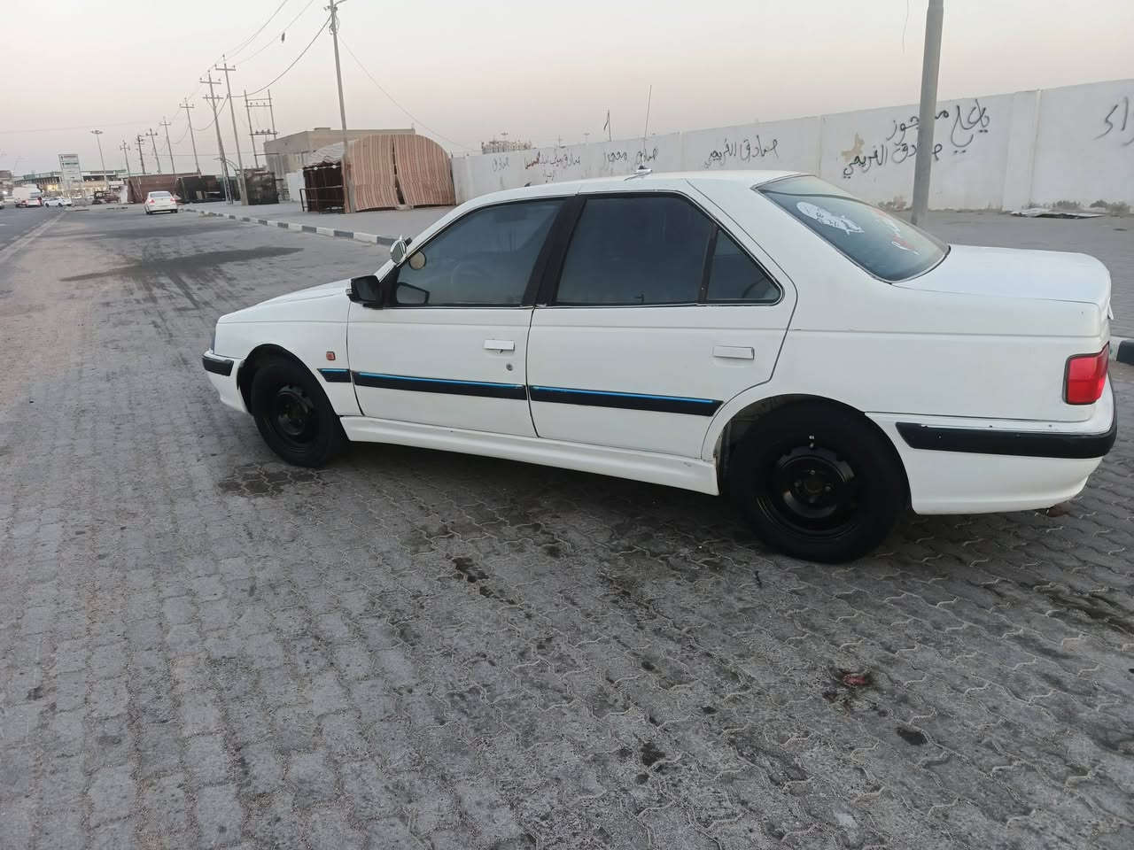 سلام عليكم البيع بيجو بارص مديل 12 رقم بصره نكليزي سنويه 30 تحويل ثاني يوم سياره جاهزه كير مكينه حداديه كفاله تخم تاير تبريد ثلج لايت زنون كهربايات كله شغاله سياره جاهزه ترايك وين ماتريد مكان سياره بصره القبله (***********) سعره 33وبيه مجال حك جيه
