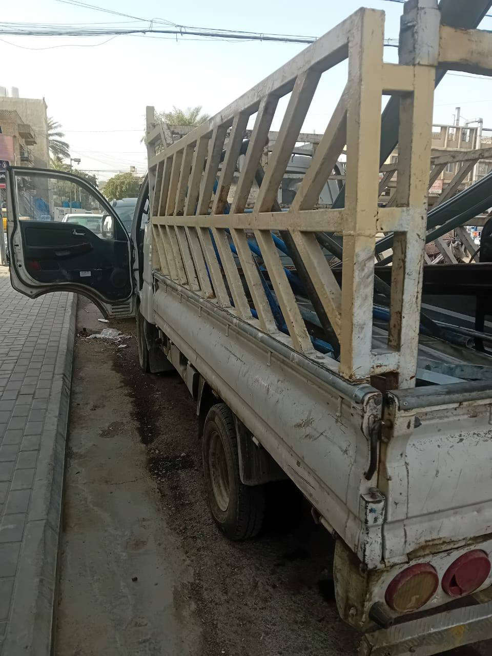 السلام عليكم كيا للبيع 2006السياره باسمي التحويل ثاني يوم مكينه بيه تبخير 3000مشترك يرادله حداديه السياره صدره تعبان الخلف مبدل جديد سنويه بعد 6اشهر تسقط سياره مكانه بغداد شارع فلسطين سعر السياره 70ورقه وبيه مجال الميشتري ليعلق الرقم ***********
