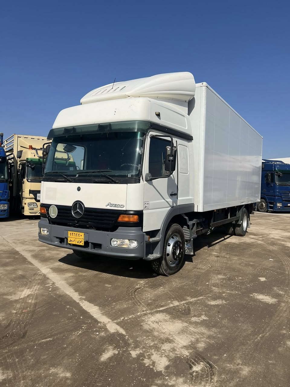 السلام عليكم اقرأ تفاصيل واتصل ❤️✅
اتيكو موديل 2003 حجم 12.23 
مواصفات هاف تبريد دبل مناميه سنويه جديده 
طول 7.10 متر 8 برغي 6 بستن كفاله عامه 
سياره حلوه و نظيفه رقم الهاتف قحطان معرض 
*********** كورك *********** اسيا 
معرض ابو قحطان واولاده العنوان موصل برطله سهل نينوى
