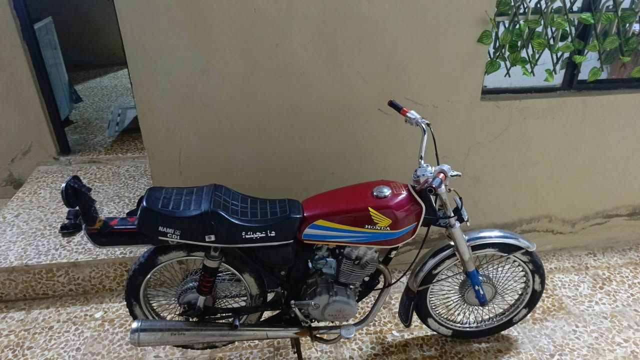 ماطور البيع معمر ما لا صرف ولا نفخ محرك اخرس 99999 السعر 280وبي مجال بسيط التفاصيل ع الرقم‏‪***********‬‏
