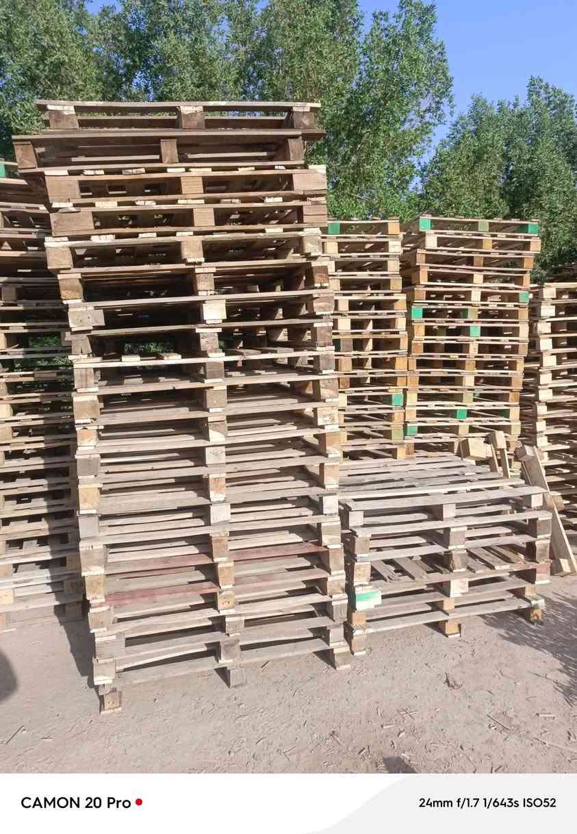 السلام عليكم 
سكيب قياس ١٢٠\١٠٠ نضيف كمية مفتوحه 
مكانه بغداد ناحية الرشيد سعر ٥٥٠٠ 
***********
