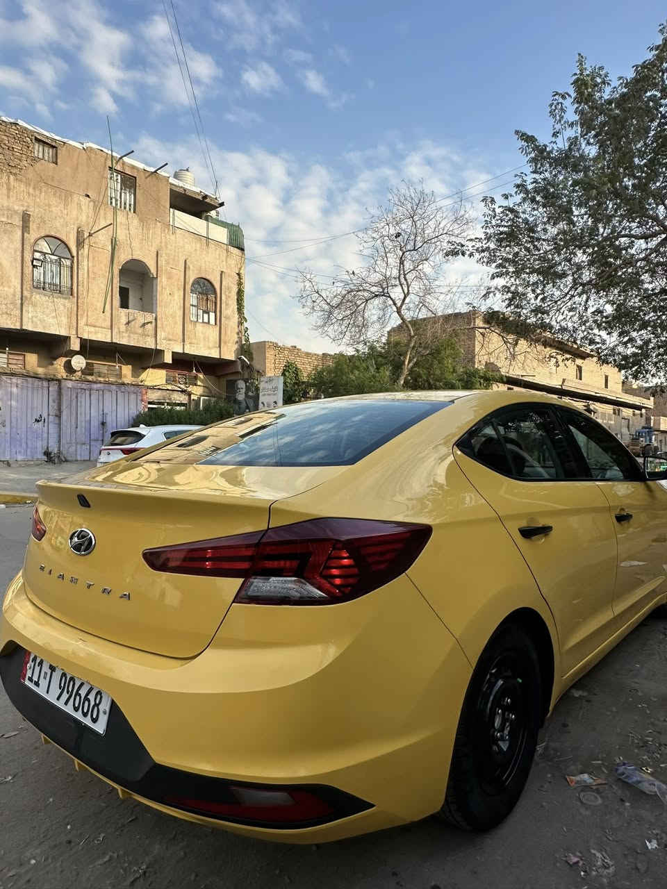 السلام عليكم النترا موديل 2020وارد امريكي سيارة جديدة مماشية هواي 68 شرط الفحص  السياره فقط دعامية وخشم البنيد فقط  بدون دواخل بدون فتح اي قطعة مكفولة السياره ليبل واحد بدون تبديل   صور حادث بلمنشور شرط مكفولة من قطرة معجون او تجي تفحص وعلى كلامي  سياره جديده بمعنى الكلمه  السياره مكفوله كفاله عامه من جميع النواحي  مكينه مكفوله لا تبخير ولا تنقيص  شرط شركة  وكير ايتي المرغوب  مكفولات تبريد ثلج سويتة   تخم تاير  جدد شرط  سياره مال كشنات جلد سعره 200 دولار    مواصفاته نص فول رادار شاشه وكامر 3وضعيات قياده  فول تحكم مكان السياره بغداد   السعر 143 بيهاا مجال بسيط  مدوشمة كاعية جلد  الهاتف***********
