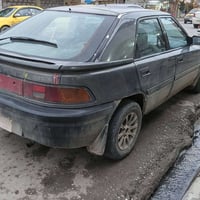 متاح  مازدا ٣٢٣ موديل ١٩٩١  فول عادي السيارة لا صبغ ولا معجون  الدواير...