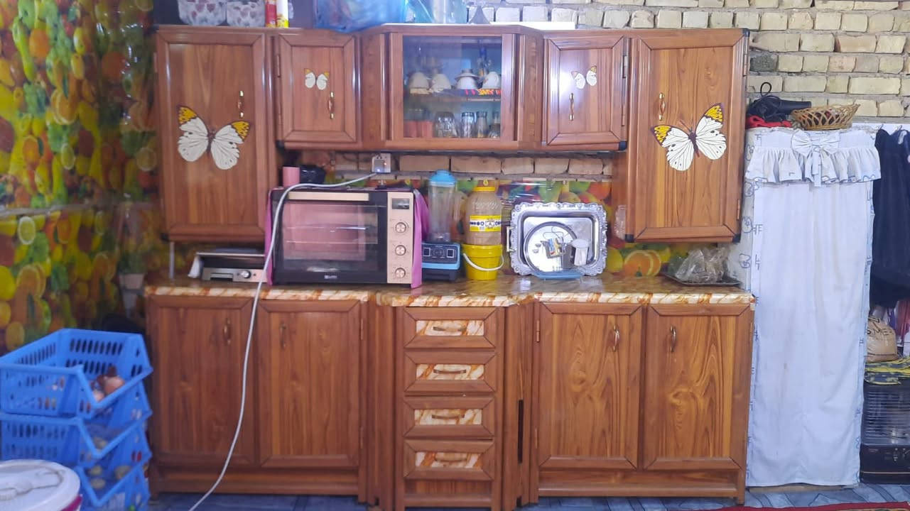 اغراض بيت نظيفة للبيع
غرفه نوم ب٣٠٠ 
مجمدة ب١٥٠ 
ثلاجة  ب٣٠٠ 
خلاط ب٢٠ 
بايسكل رياضي ب٥٠ 
كاونت. ٣ امتار ب٢٠٠
بيهن مجال


**إذا كنت صاحب هذا الإعلان وتريد حذفه لأي سبب، رجاءا أرسل رسالة إلى الدعم الفني**