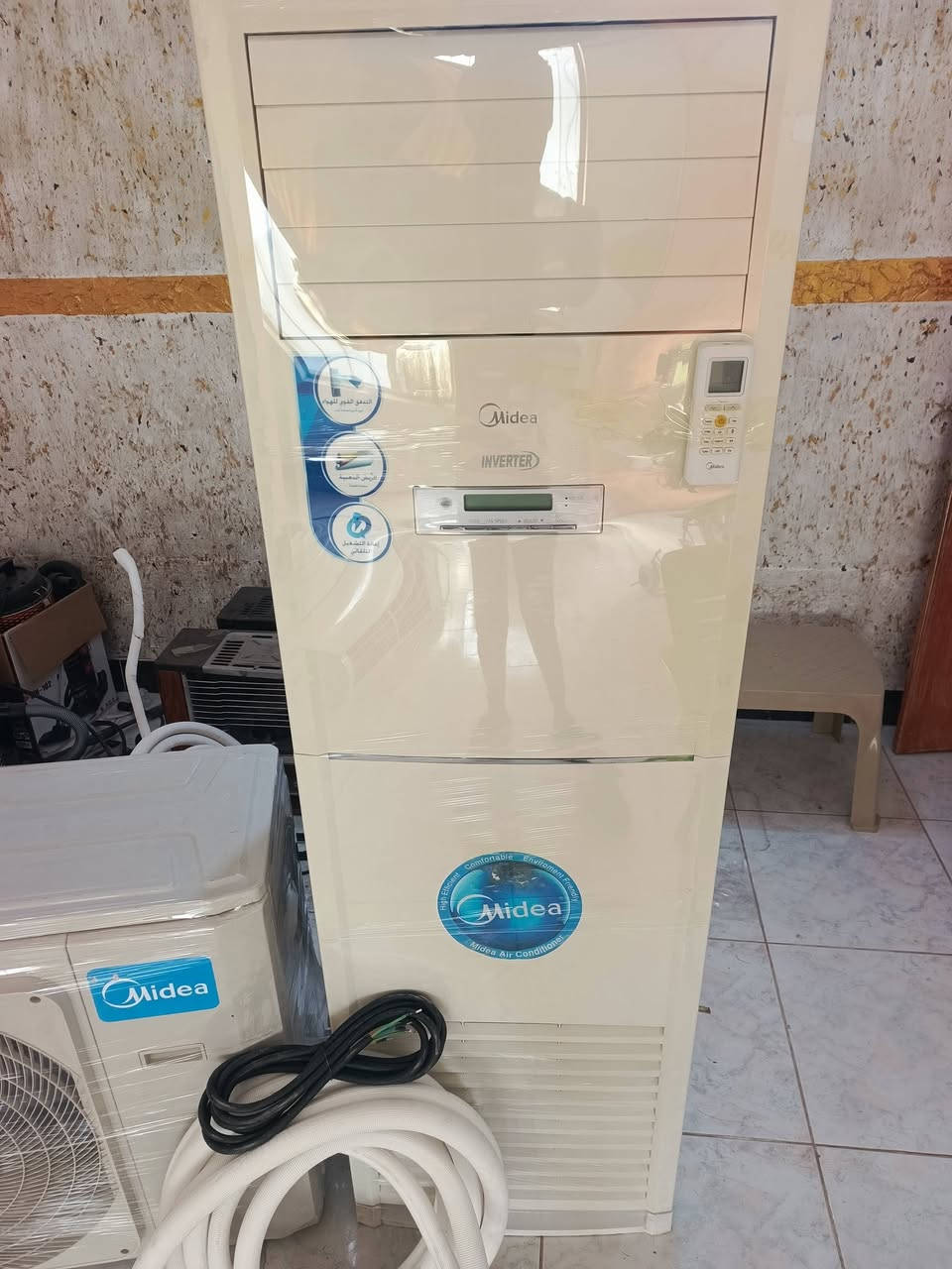 سبالت وظع شركه غاز مقفول شركه وعل تشغيل والنظافه شرط تدفئه وتبريد غاز حديث 410 انفيرتر تحكم انبيريه للتواصل ***********
