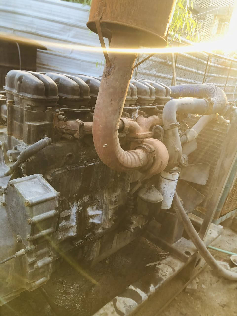 سلام عليكم اسكانيا بوما ١٢٤  ٢٥٠ كيفي للبيع شرط التشغيل بلموقع علحمل السعر ٦٥ ورقه المكان نجف مكتب الرشيد رقم تلفون للاستفسار ***********
