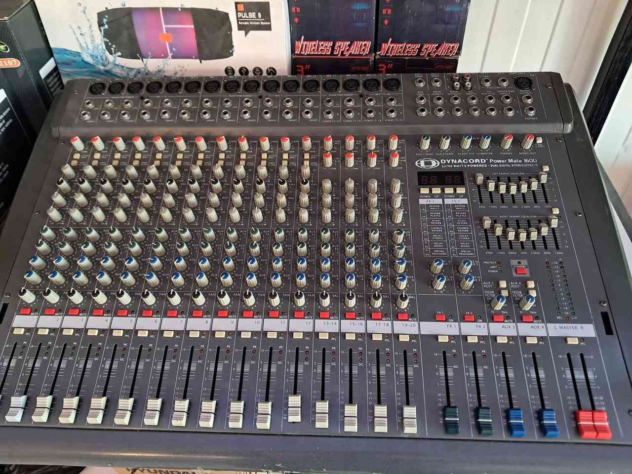 جهازين داينكورد كوبي حجم ١٦٠٠ و١٠٠٠ الجيل الثاني 
 السعر ٣٥٠ الف الجهاز الواحد يعني اثنينهن ٧٠٠ الف 
ديالى خان بني سعد  ***********
