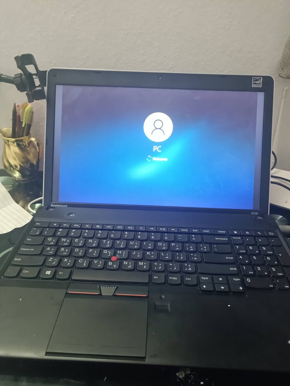 للبيع  او مراوس بايباد  السعر 150بي. مجال
لابتوب لينوفو ثينك باد (Lenovo ThinkPad Edge E530) بحالة ممتازة وجاهز للاستخدام مباشرة.
الموصفات 
​المعالج: Intel Core i5
​الشاشة: حجم 15.6 بوصة مريحة جداً للعمل والدراسة.
​الكيبورد: عربي / إنجليزي كامل (يحتوي على الأرقام الجانبية).
​النظام: وندوز 10 منصب وجاهز مع البرامج الأساسية.
​المميزات: لابتوب معروف بقوة تحمله وجودة تصنيعه (فئة رجال الأعمال)، يحتوي على قارئ بصمة لزيادة الأمان.
​الملحقات: الشاحن الأصلي متوفر.
للبيع لابتوب لينوفو ثينك باد (Lenovo ThinkPad Edge E530) بحالة ممتازة وجاهز للاستخدام مباشرة.


**إذا كنت صاحب هذا الإعلان وتريد حذفه لأي سبب، رجاءا أرسل رسالة إلى الدعم الفني**