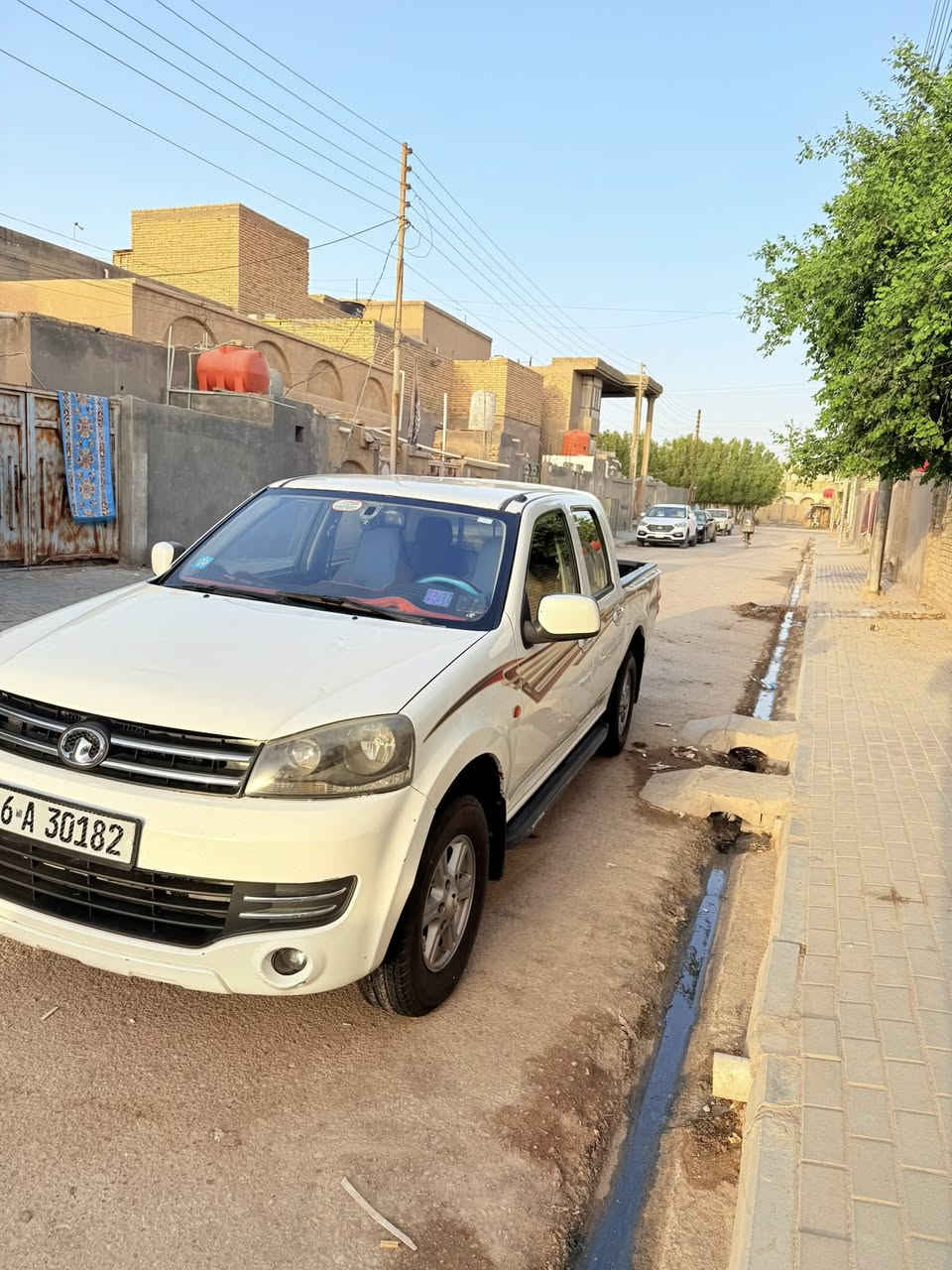 سلام عليكم كريت ويل 2020كفاله عامه بس طخه بصيطه جوه البك لايت جهة السايق سياره نضيفه كلش محرك بيه تنقيص قليل كلش سعرهاا مناسب ب١٠٥ بيه مجال قليل حك الجيه الخاص مفتوح وهاذه رقم الهاتف ***********
