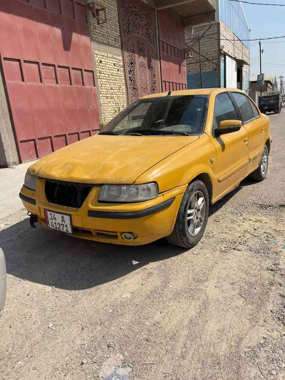 للبيع بصره 
سورن ٢٠١١ كهربائياتها محور سمند عادي بهذا الصيف حماوتها ما تصعد فوك الربع 
مكينه نضيفه عوزها ترتيب قليل صدر جديد
تبريد شغال غرفتها نضيفه راعيها موجود 
باقي التفاصيل ***********
