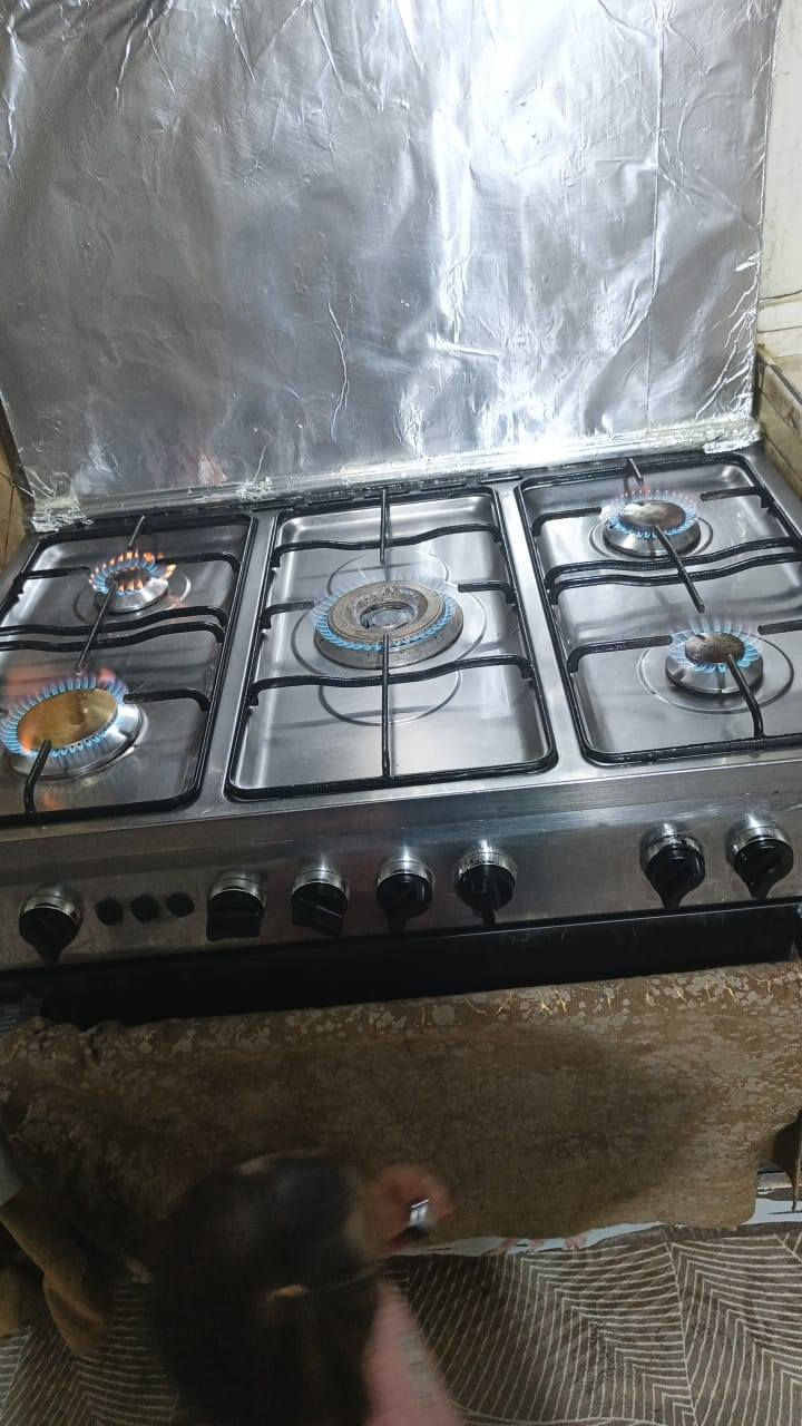 سلام عليكم طباخ البيع فريش الدرجه الواله مستعمل تجي شغله بيدك وتخذه المكان كربلاء *********** السعر 250 وبي مجال بصيط
