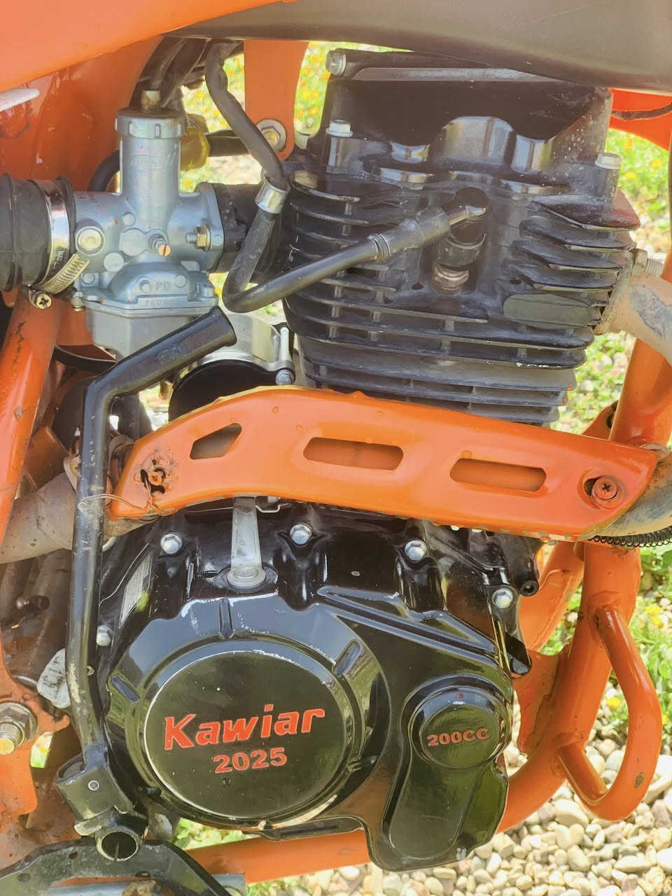 السلام عليكم عندي هذا قفازاللبيع موديل2025محرك 2025  كلشي شقال سعر950بي مجال الناس الطيبة اليحب يخابرني على هذا رقم وتدلل***********
