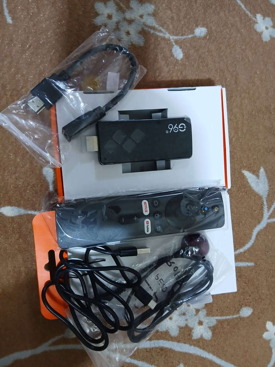 #تيفي بوكس بهل شكل هذه جديد غير مستخدم
 #ذاكرة 16GB ع2  ريمون بلوثوث  
#متواجد خاص  
#سعرالجهاز٢٥الف
#توصيل موجود بغداد وجميع المحافظات


**إذا كنت صاحب هذا الإعلان وتريد حذفه لأي سبب، رجاءا أرسل رسالة إلى الدعم الفني**