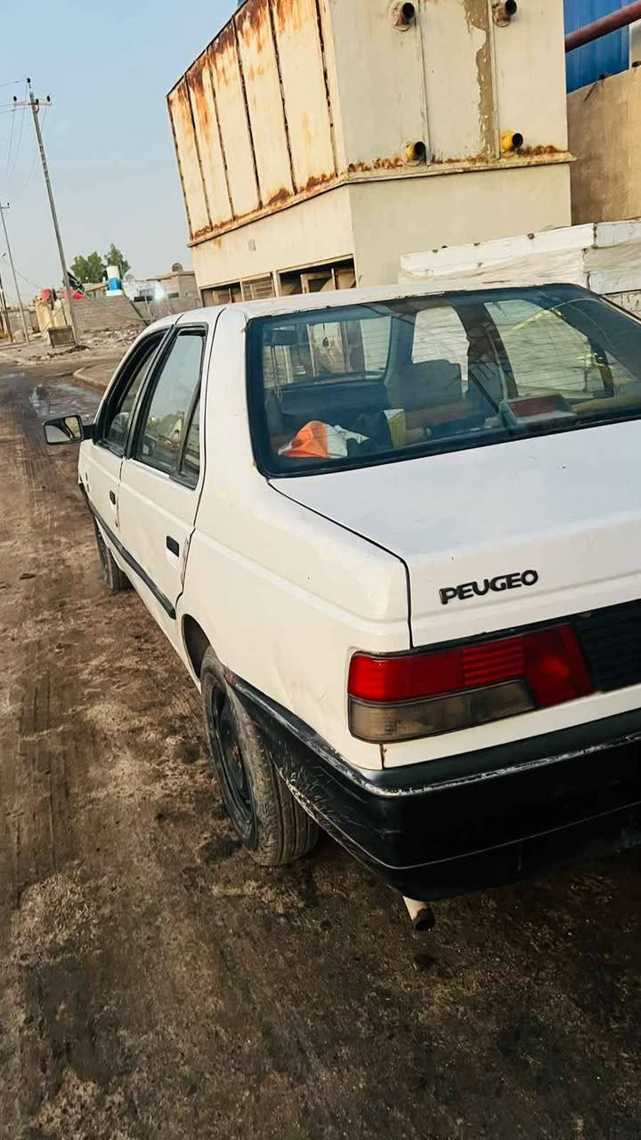 سيارة بيجو روا 2009 سنويه منتهيه بل 24 راعيه بنجف ويجي يحول ويريد يحول مكينه بيها خيط تبخير ولكير  يفلت ساعات بس ال4 وتبرىيد شغال بس نقص غاز ولبدي شوف العين *********** البصرة, العراق
