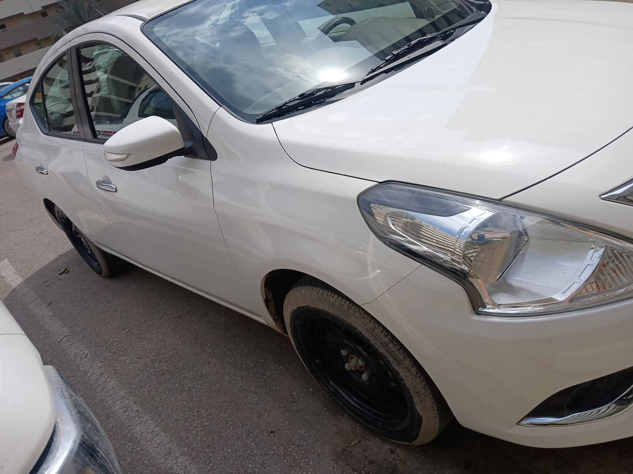 نيسان صني
موديل ٢٠٢٥
اللون ابيض مكفوله من الصبغ والضربه رقمها
ارييل وكاله باسمي ترهم تحويل او اسويلك  وكاله
ماشيه ١٠ قابل للزياده
سعرها ١٣٠٠٠
مكاني مجمع بسمايه السكني
ه/ ***********
يشرفني اتصالك 
تحياتي
ه /
