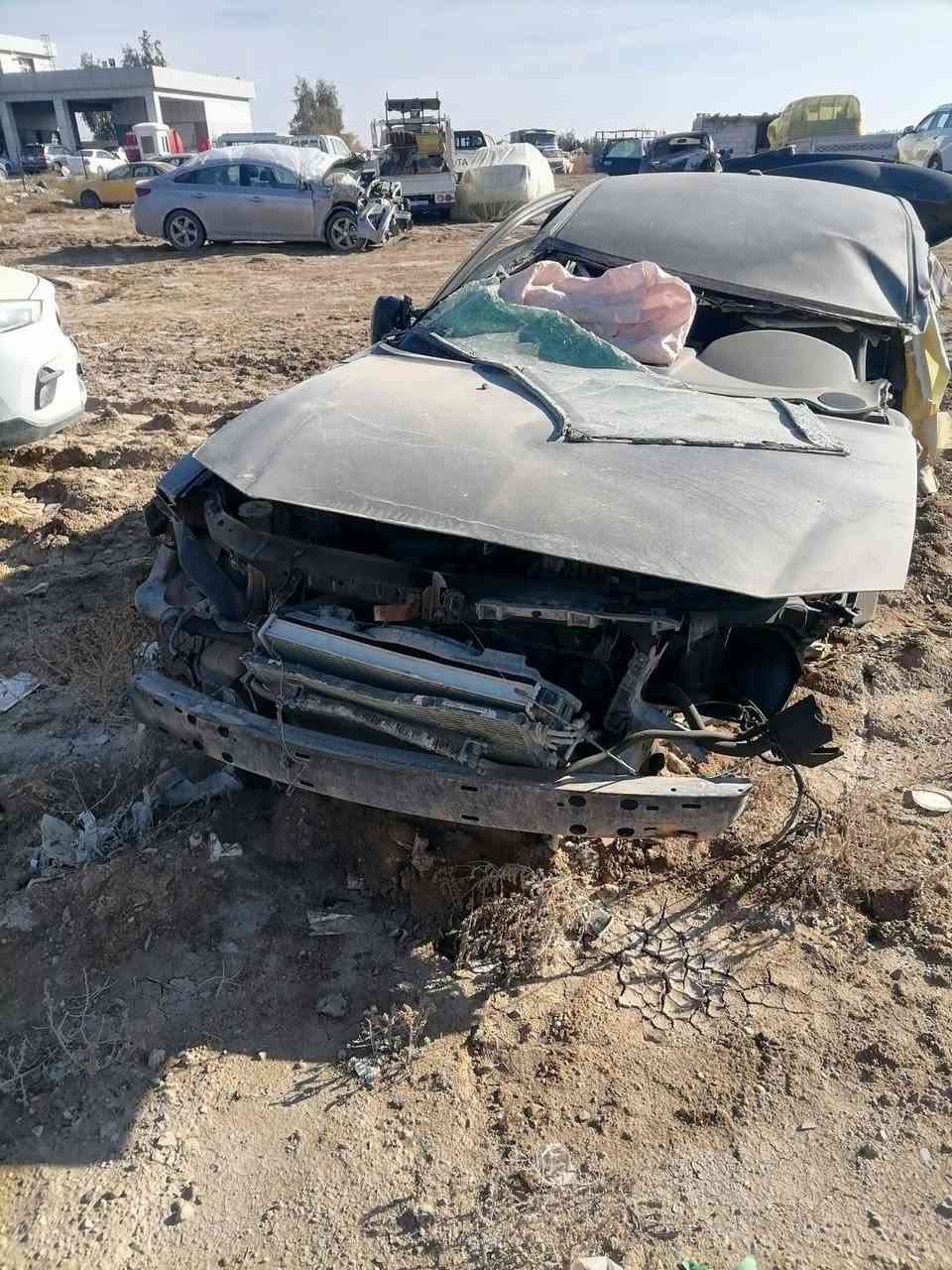 جارجر موديل ١٠ للبيع بيه حادث اصوليه السياره حلالي وهذا رقمي *********** ***********. السياره اصوليه وبأسمي..
