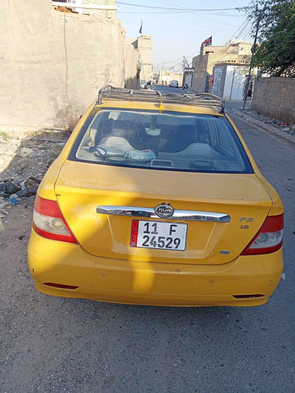 سلام عليكم 

بي واي دي 

موديل 11        3 f

تحويل ثاني يوم
مكينه وكير كفاله كفاله 

تبريد ثلج
كشر كفاله من عدى الطخة لي بل جاملغ المامي والخياس لي بل جاملغ الخلفي مثل ما موضح بالصورة 
حداديه جديدة 
كهربائيات كلها شغاله 
عوزها ترتيبات بصيطة
مكان جسر ديالى 
سعر 38 وبي مجال

الاستفسار على هاذا الرقم
***********
