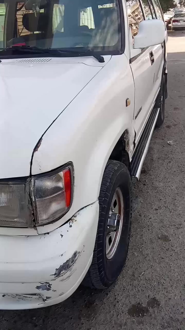 ازوزه للبيع كروبر 2003
مكينه 6 سلندر بلاديه
3500
دبل فيتبم
تبريد شغال 
 تايرات جديده 
رقم بغداد مشروع وطني
50 ورقه
***********
